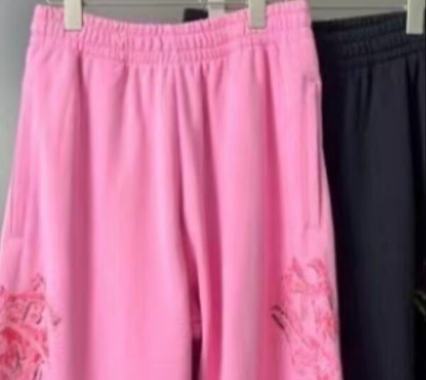 Pink capsule pants link