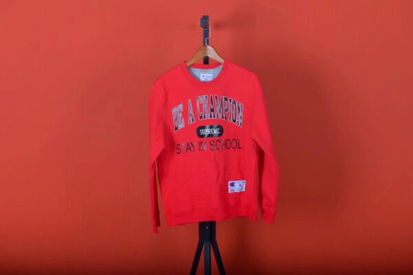 Supreme 18SS Champion Stay In School Crewneck 冠军联名圆领卫衣