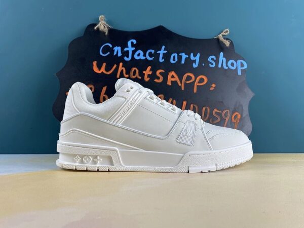 H68 CN LN ARCH LIGHT SNEAKER
