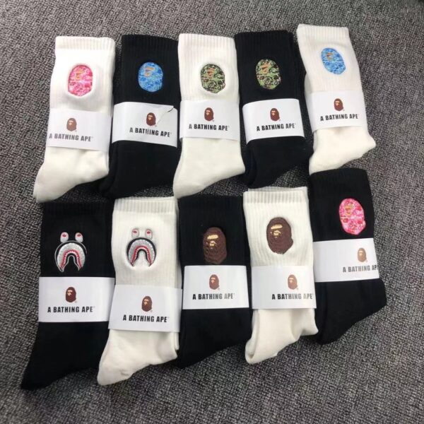 2021人猿刺绣大图标Bape Socks中高筒袜